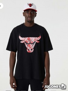 Camiseta New Era Chicago Bulls NBA Infill Logo Oversized Negro