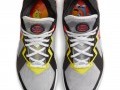 LeBron 18 Low `Sylvester vs Tweety`